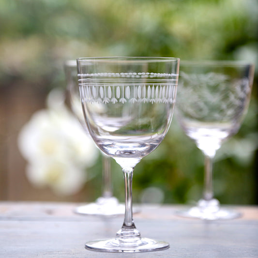 Two Wine Glasses with Ovals Design by Vintage List