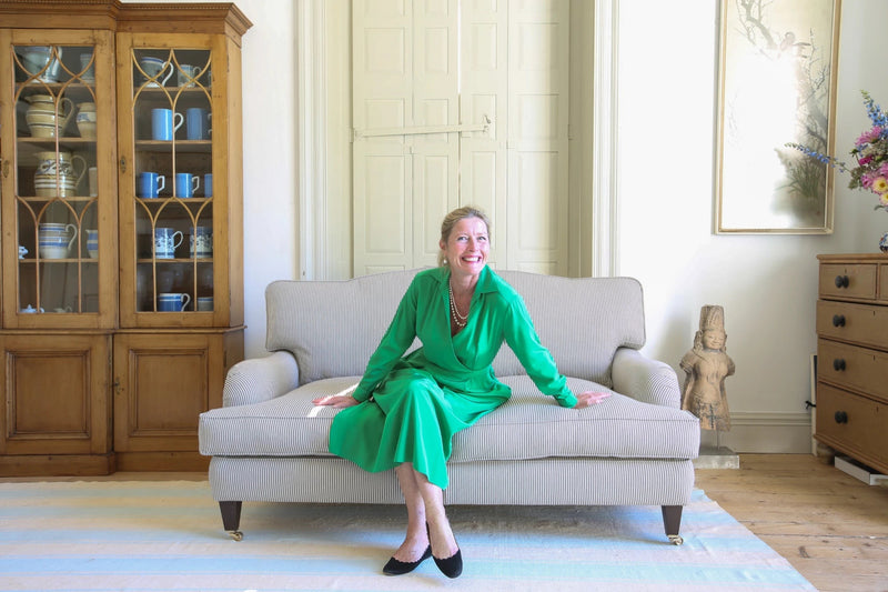 A sofa that is easy to get up from.