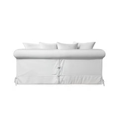 Salthrop Medium Sofa with Scatter Cushion in Beatrice Camelia