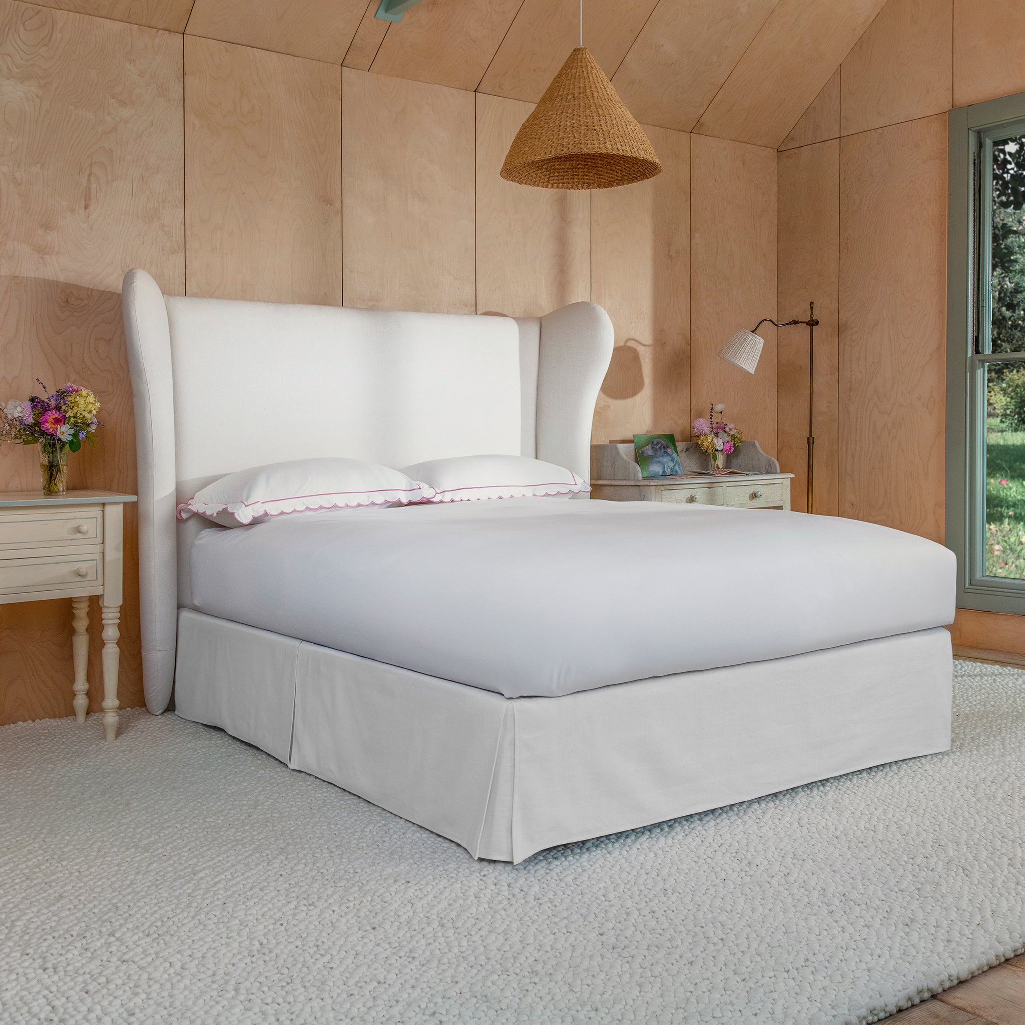 Celeste Bed in Cotton Linen Snow Drop